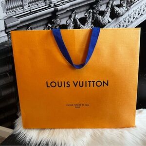 LOUIS VUITTON Shopping Bag 🛍️